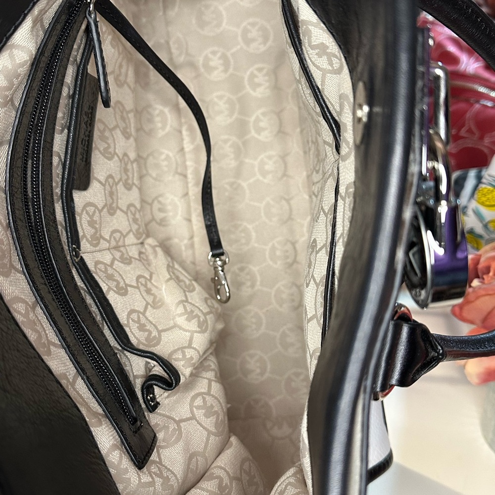 Michael Kors Black and White Leopard Print Tote - Picture 9 of 9